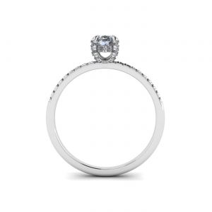 Oval Diamond Ring - Photo 1
