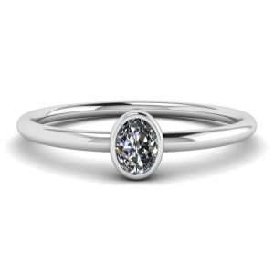 Oval Diamond Small Ring La Promesse