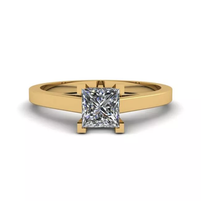 Princess Cut Diamond Ring in 18K Yellow Gold