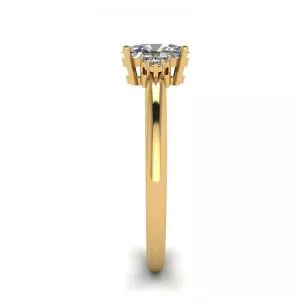 Oval Diamond with 3 Side Diamonds Ring Yellow Gold - Photo 2
